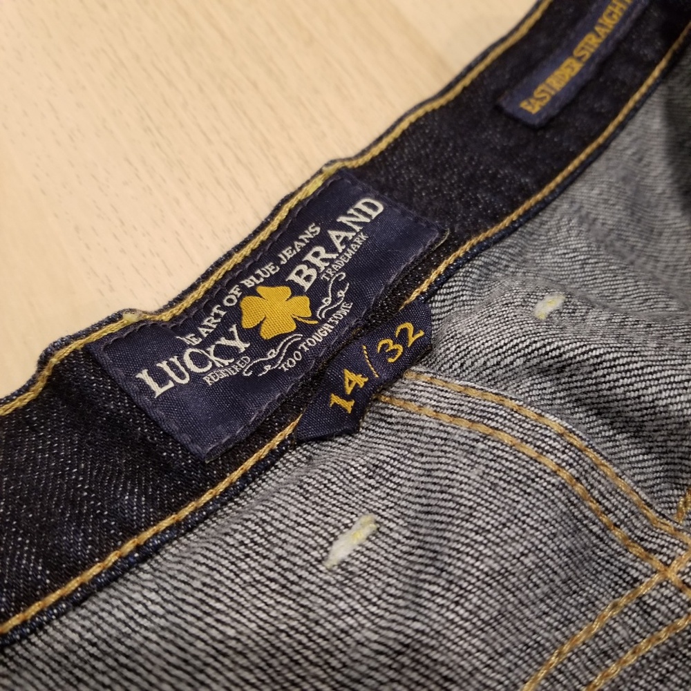 LUCKY BRAND DARK WASH EASY RIDER STRAIGHT JEANS